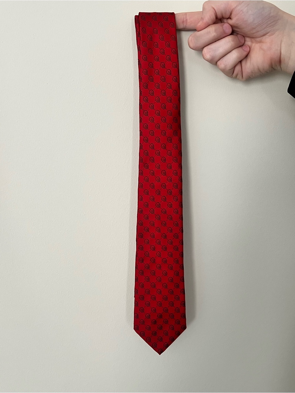 Gucci Red Tie with Micro Paisley G Motif